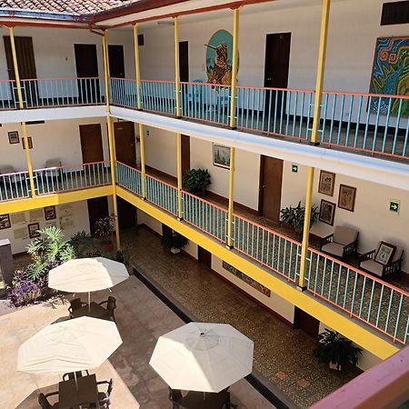 Imca Hotel Буга Екстериор снимка