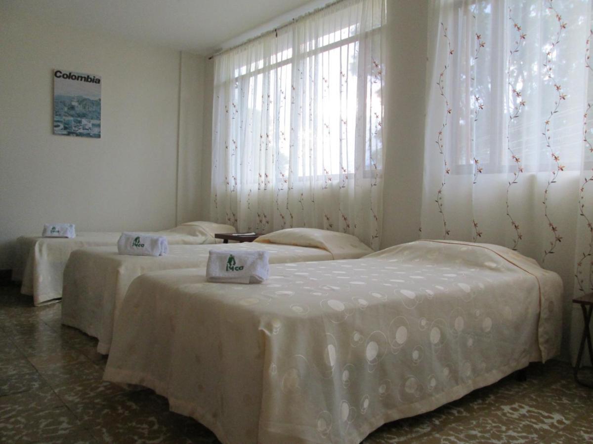 Imca Hotel Буга Екстериор снимка